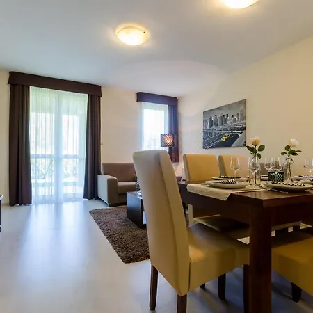 Apartment Club Birdland Luxusapartman Buk